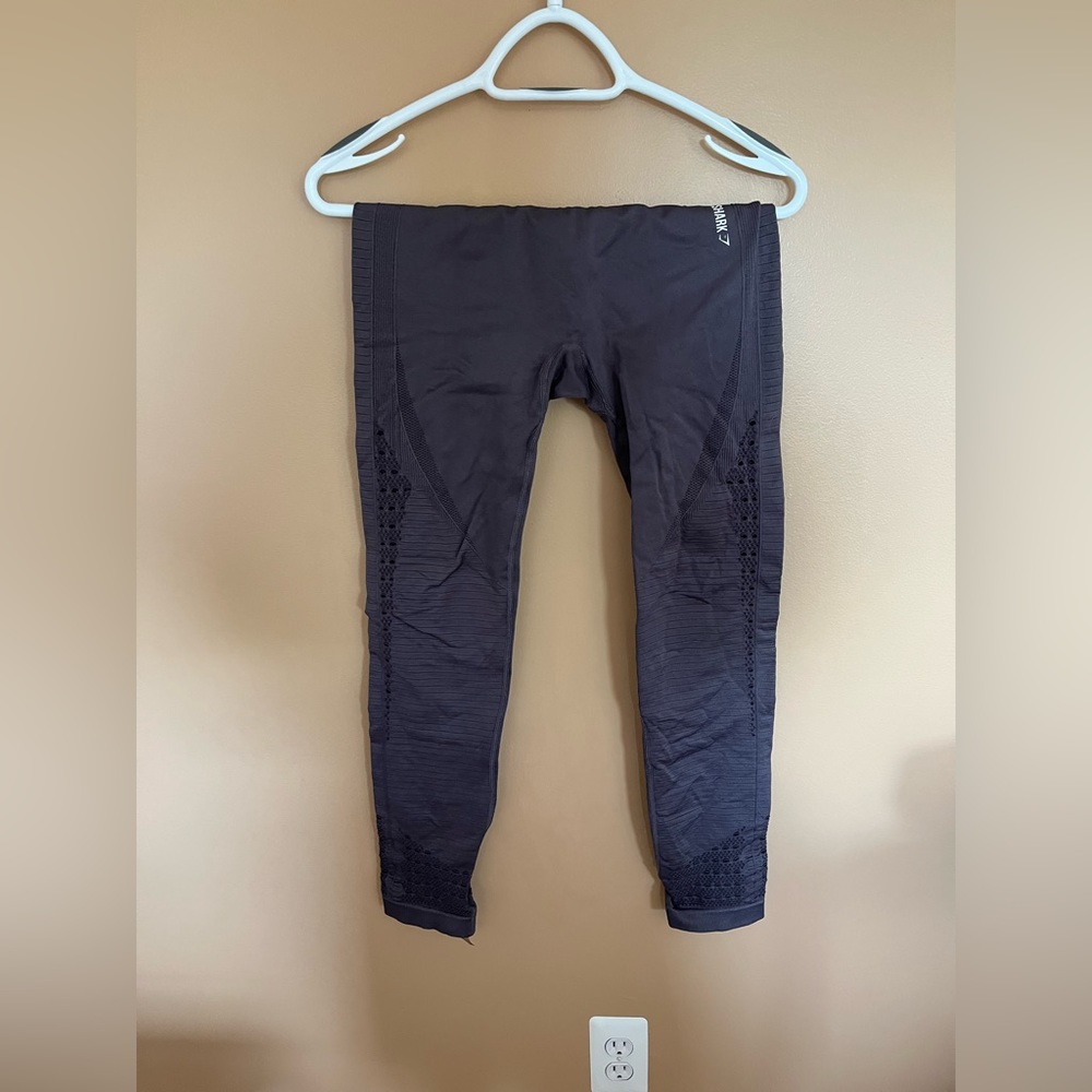 Size medium full length purple Gymshark leggings.